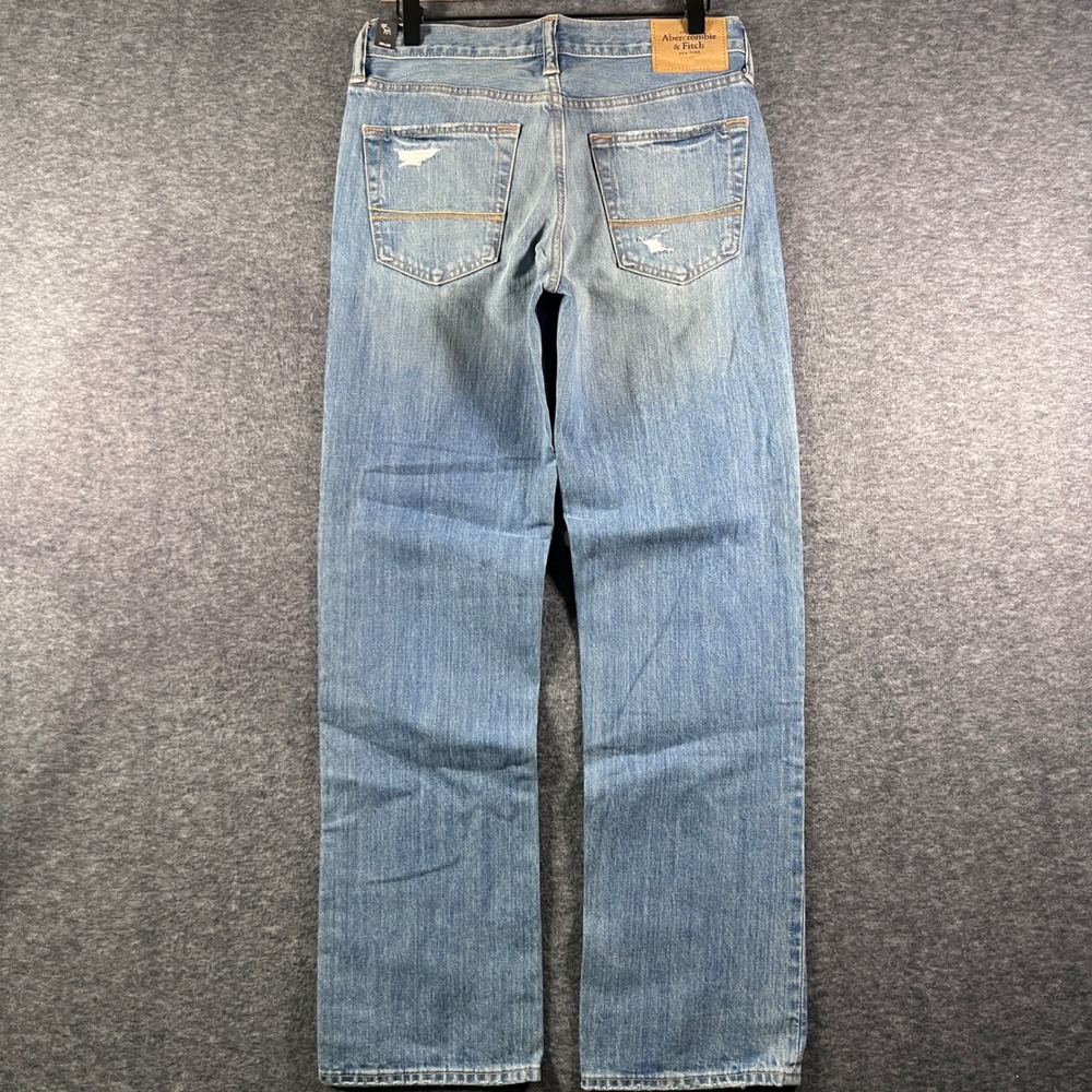 Abercrombie & Fitch Distressed Straight Leg Light Wash Jeans 30x30 Women